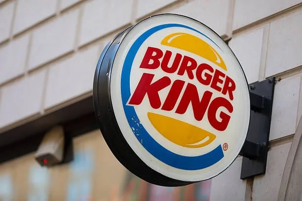 Burger King terá de pagar R$ 150 mil a funcionária mandada a emagrecer para caber no uniforme
