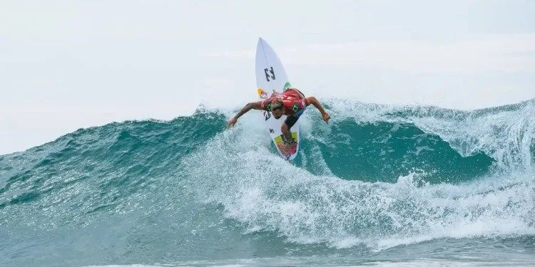 WSL cancela etapa de Abu Dhabi do circuito mundial de surfe
